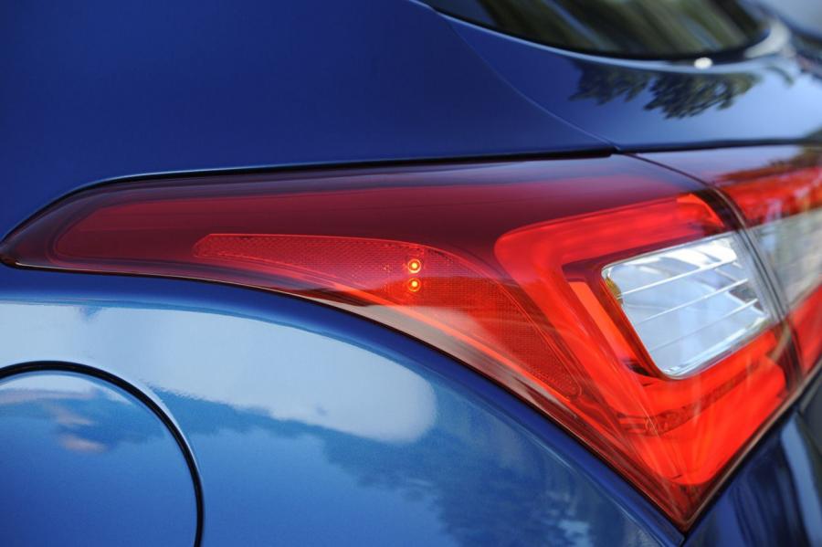  Hyundai Elantra GT 2014 года  (фото 6 из 21)